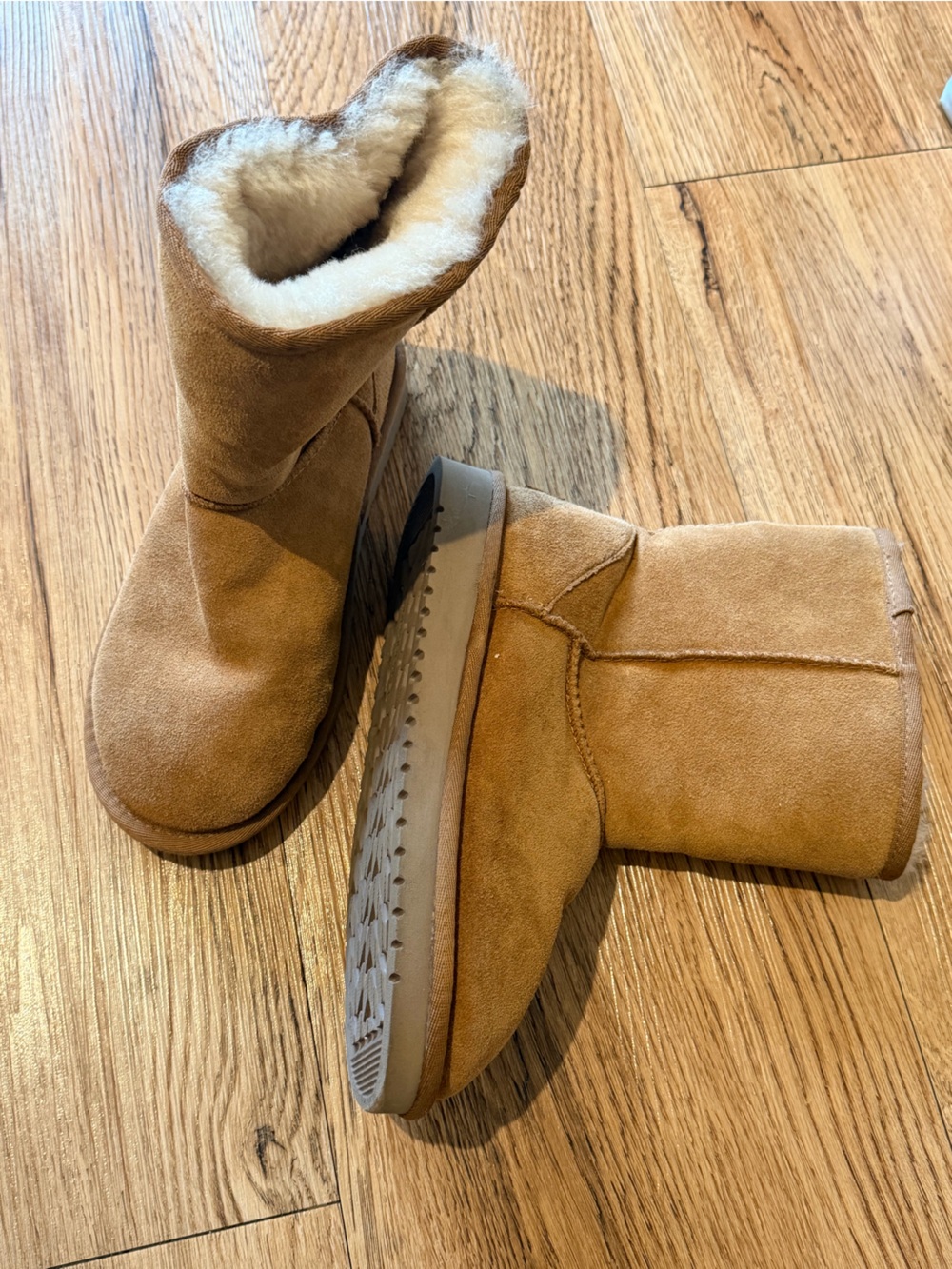 Koolaburra Short Boots - Tan Brown